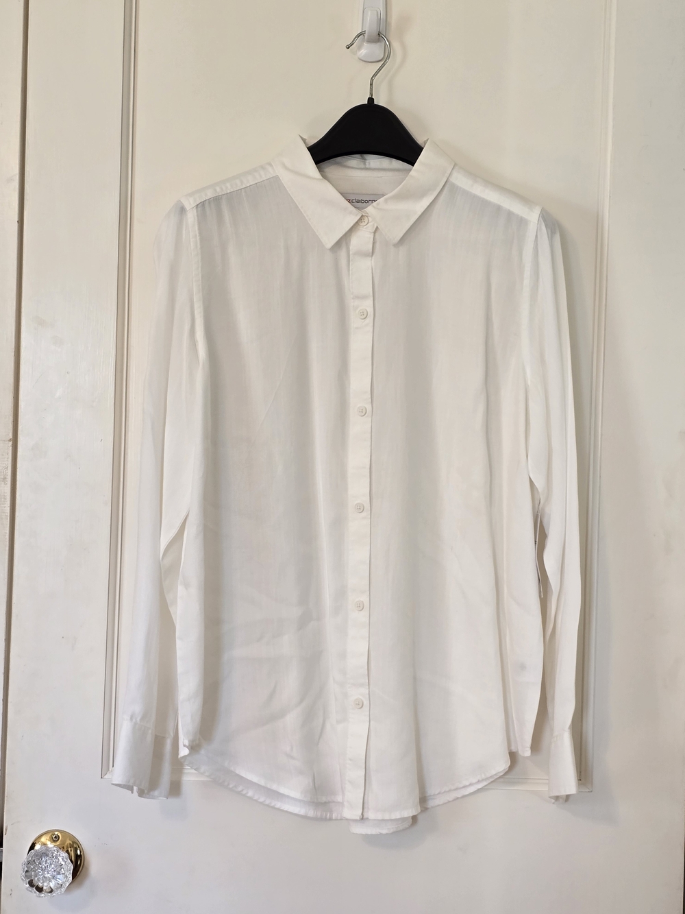 Liz Claiborne White Women's Button-Up Blouse